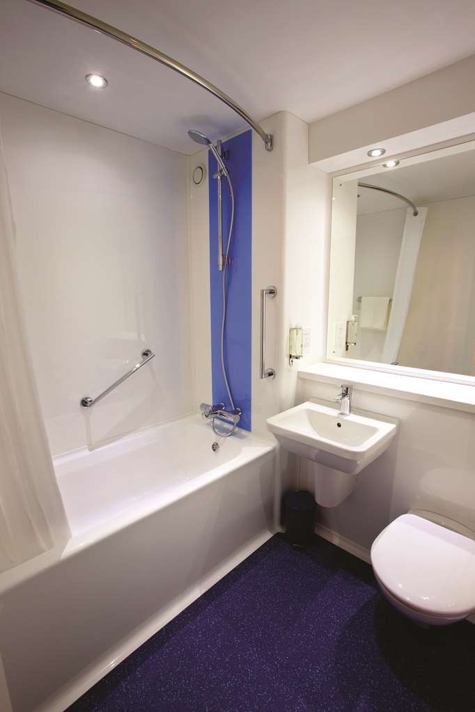 Travelodge Bracknell Central Rum bild